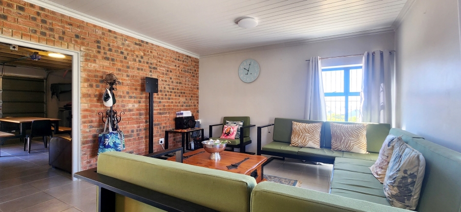 3 Bedroom Property for Sale in Oceanview Heights Western Cape